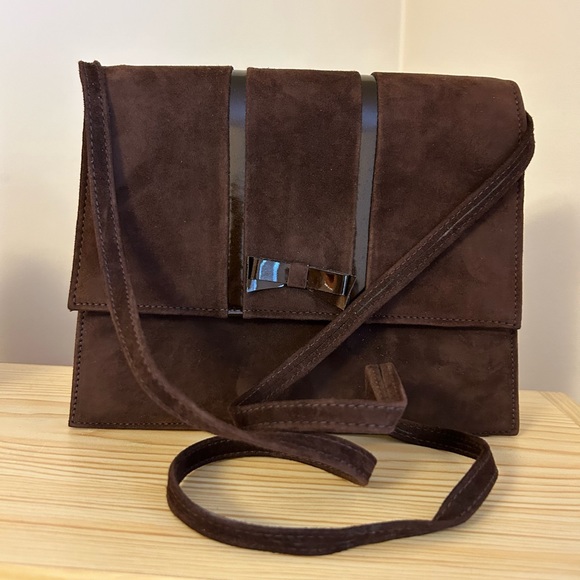 Matching Brown Purse and Shoes - Picture 5 of 13